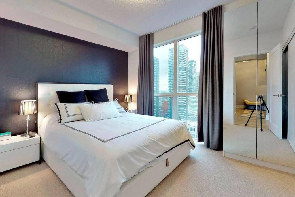 Апартаменти Toronto Lofts Екстер'єр фото