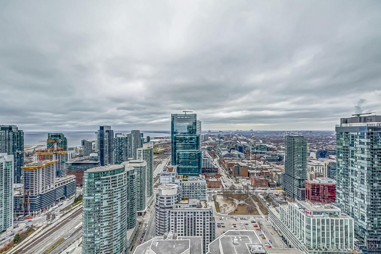 Апартаменти Toronto Lofts Екстер'єр фото