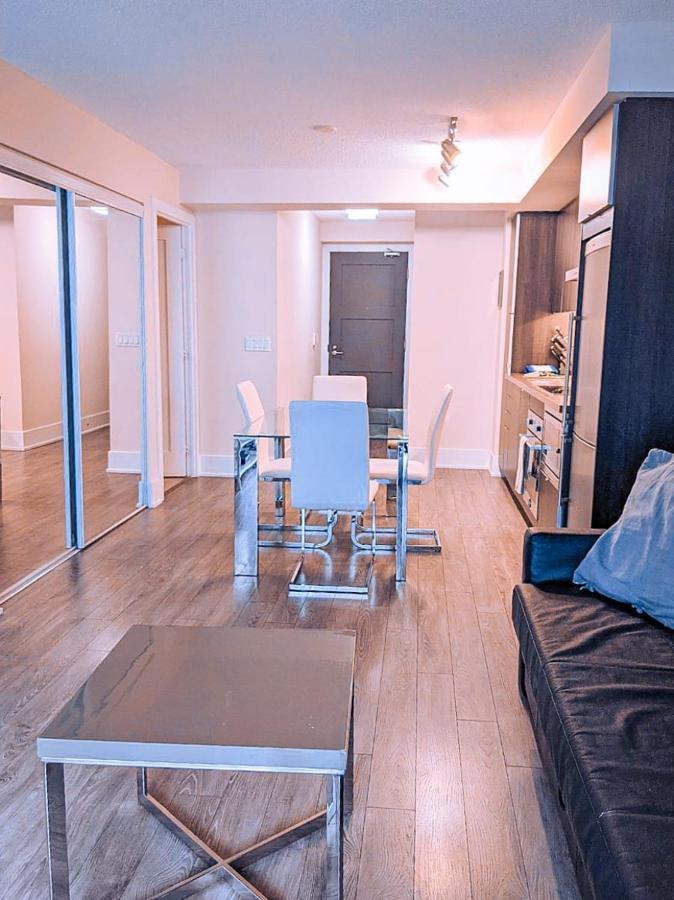 Апартаменти Toronto Lofts Екстер'єр фото
